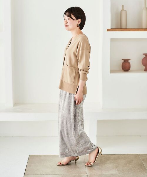 le.coeur blanc（ルクールブラン）の「クラッシュベロアIラインスカート（スカート・レディース・ブラック/ベージュ・38）」の14枚目の写真