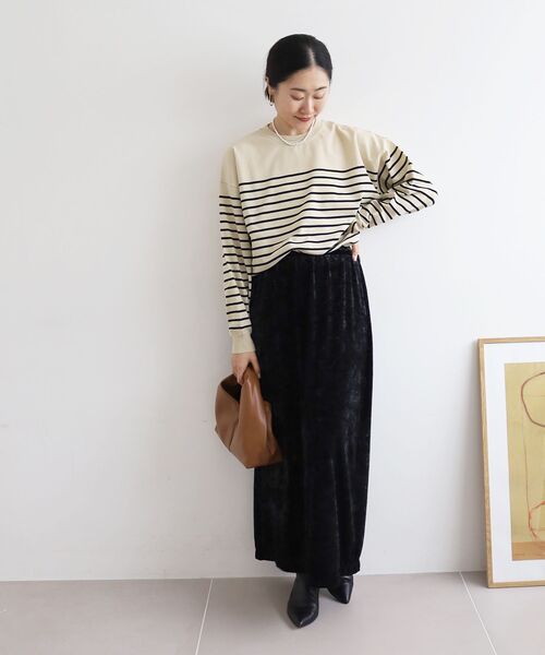 le.coeur blanc（ルクールブラン）の「クラッシュベロアIラインスカート（スカート・レディース・ブラック/ベージュ・38）」の22枚目の写真
