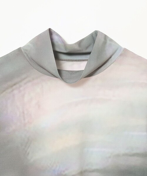 Ray BEAMS(レイビームス)の「RBS / グラデーション プリント ハイネック トップス(Tシャツ/カットソー・レディース・ダークブラウン/その他・ONE SIZE)」の21枚目の写真