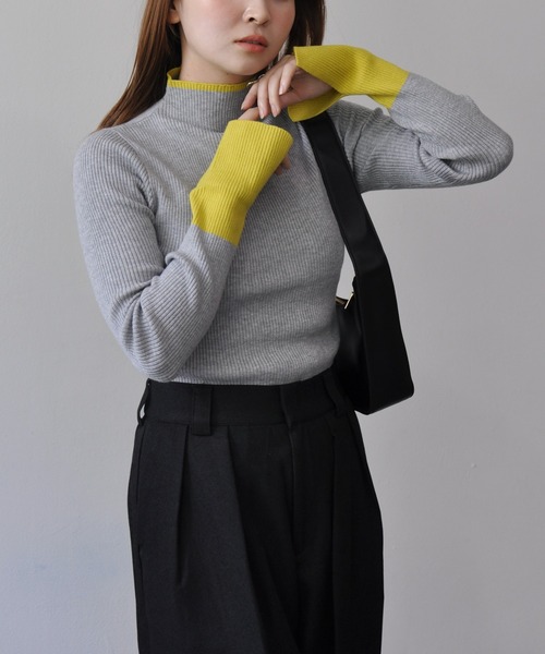 Meli rich（メリーリッチ）の「バイカラー配色スリット袖ハイネックリブニット（ニット/セーター・レディース・アイボリー/ブラック/グレー/チャコールグレー・FREE）」の20枚目の写真