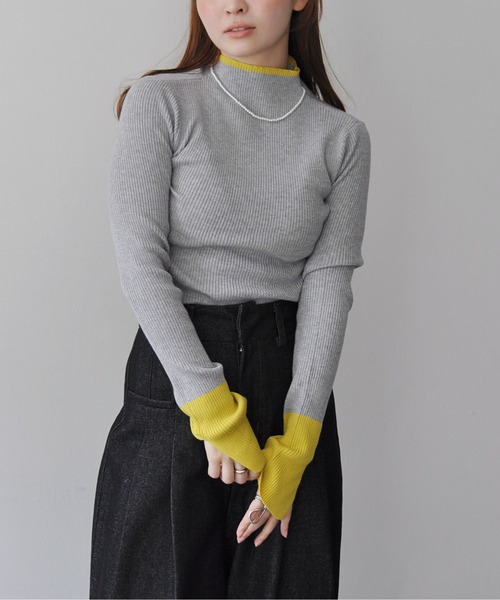 Meli rich（メリーリッチ）の「バイカラー配色スリット袖ハイネックリブニット（ニット/セーター・レディース・アイボリー/ブラック/グレー/チャコールグレー・FREE）」の22枚目の写真