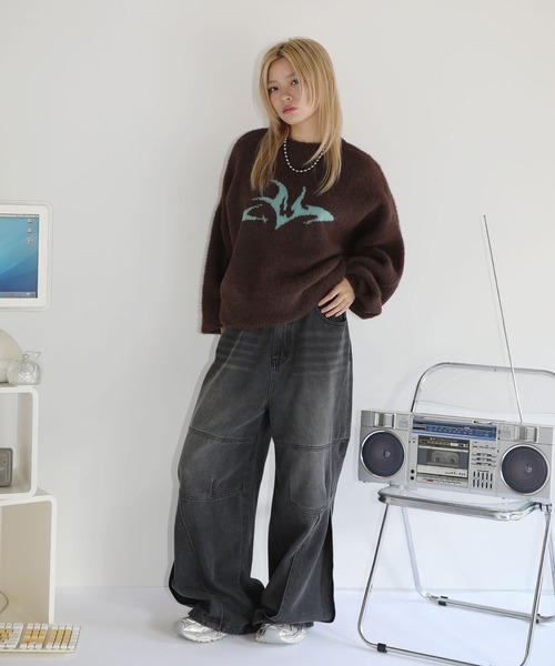 MSG（エムエスジー）の「フェザーグラフィックショートニット【UNISEX】（ニット/セーター・メンズ・ブラック/ブラウン/チャコール/グレー/ワイン・L/M/S/XL）」の22枚目の写真