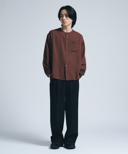 INTER FACTORY（インターファクトリー）の「レーヨンノーカラーシャツ/ Relux Fit - made in INTER FACTORY（シャツ/ブラウス・メンズ・ブラウン/サックスブルー・MEDIUM/SMALL/LARGE）」の3枚目の写真
