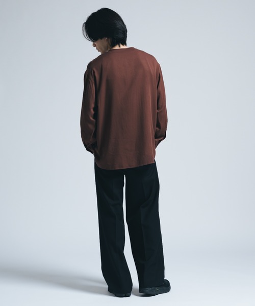 INTER FACTORY（インターファクトリー）の「レーヨンノーカラーシャツ/ Relux Fit - made in INTER FACTORY（シャツ/ブラウス・メンズ・ブラウン/サックスブルー・MEDIUM/SMALL/LARGE）」の6枚目の写真
