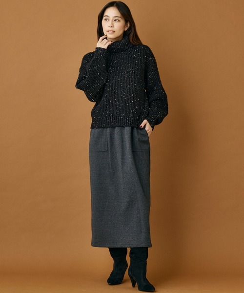 INED CLARO（イネドクラロ）の「圧縮ナロースカート（スカート・レディース・チャコールグレー/グレイッシュベージュ・フリー）」の10枚目の写真