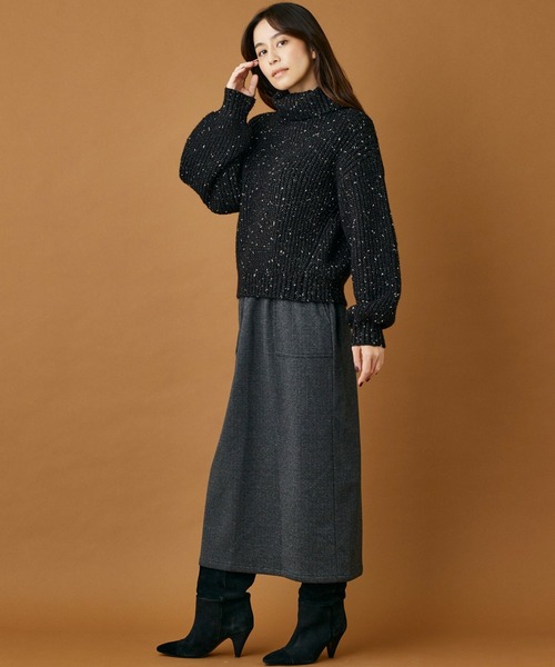 INED CLARO（イネドクラロ）の「圧縮ナロースカート（スカート・レディース・チャコールグレー/グレイッシュベージュ・フリー）」の12枚目の写真