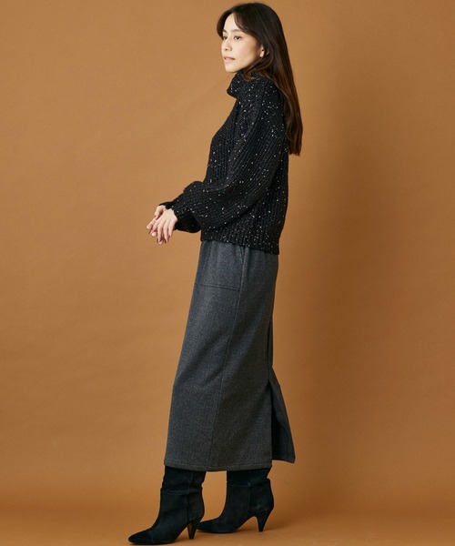 INED CLARO（イネドクラロ）の「圧縮ナロースカート（スカート・レディース・チャコールグレー/グレイッシュベージュ・フリー）」の13枚目の写真