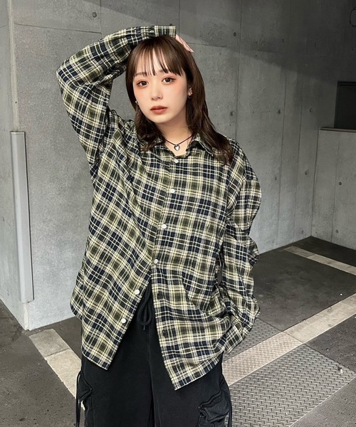 NUNIFE(ユニフィー)の「《さやべびコラボ》チェックシャツ(シャツ/ブラウス・レディース・グリーン/レッド・MEDIUM/LARGE)」の1枚目の写真