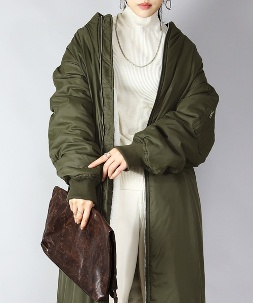 and it_（アンドイット）の「中綿裏ボアロング丈MA-1デザインコート