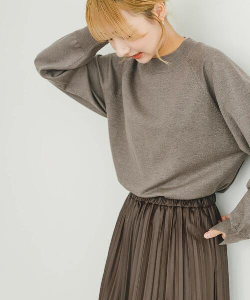 ITEMS URBANRESEARCH（アイテムズ アーバンリサーチ）の「ラグランニットプルオーバー（ニット/セーター・レディース・ブラック/オフホワイト/グリーン系その他/モカ・FREE）」の6枚目の写真