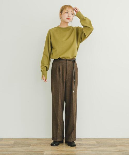 ITEMS URBANRESEARCH（アイテムズ アーバンリサーチ）の「ラグランニットプルオーバー（ニット/セーター・レディース・ブラック/オフホワイト/グリーン系その他/モカ・FREE）」の22枚目の写真