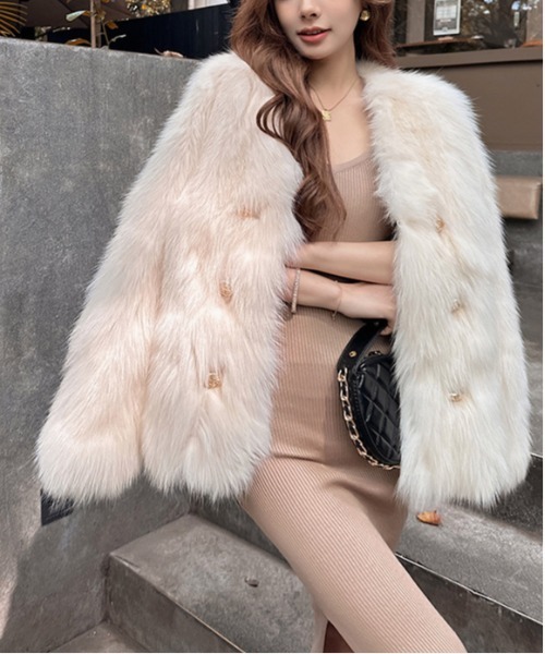 セール】Vネック 中綿 イミテーションファーコート（テーラード