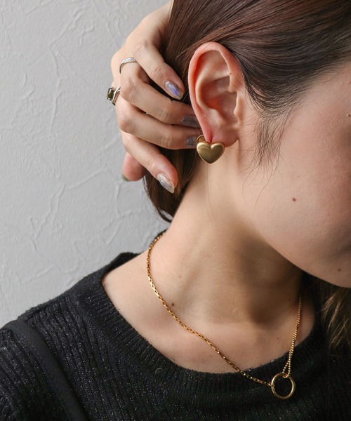 Cepica(セピカ)の「【LIMITED NUMBER】ハートワンタッチピアス(316Lステンレス)(ピアス(両耳用)・レディース・シルバー/ゴールド・FREE)」の5枚目の写真