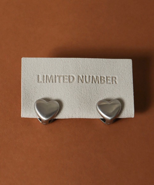 Cepica(セピカ)の「【LIMITED NUMBER】ハートワンタッチピアス(316Lステンレス)(ピアス(両耳用)・レディース・シルバー/ゴールド・FREE)」の8枚目の写真