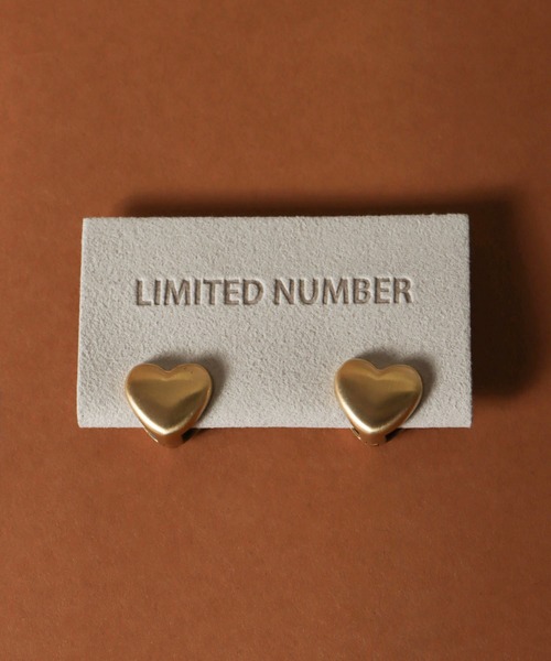 Cepica(セピカ)の「【LIMITED NUMBER】ハートワンタッチピアス(316Lステンレス)(ピアス(両耳用)・レディース・シルバー/ゴールド・FREE)」の9枚目の写真