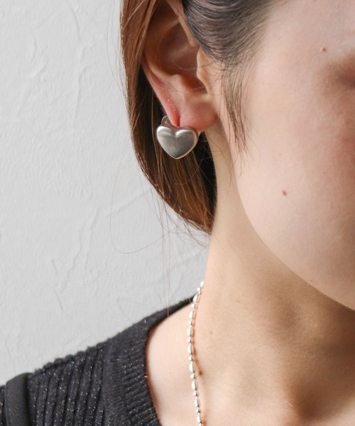 Cepica(セピカ)の「【LIMITED NUMBER】ハートワンタッチピアス(316Lステンレス)(ピアス(両耳用)・レディース・シルバー/ゴールド・FREE)」の6枚目の写真