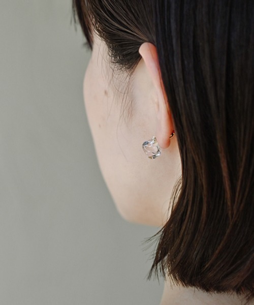 HARIO Lampwork Factory（ハリオランプワークファクトリー）の「【HARIO Lampwork Factory】ピアス フロート（ピアス（両耳用）・レディース・クリア・フリー）」の6枚目の写真