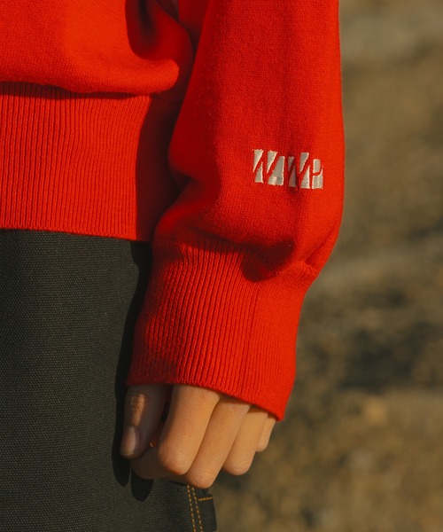 WETTEMPT(ウィテンプト)の「WOOL MIX BASIC CREW NECK KNIT /ウール混ベーシッククルーネックニット(ニット/セーター・メンズ・ブラック/グレー/レッド・SMALL/MEDIUM/LARGE)」の10枚目の写真