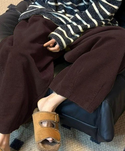2ly2(トゥーリートゥー)の「こなれ感たっぷり!厚手素材のコーデュロイパンツ(その他パンツ・レディース・カーキ/ブラック/モカ/ベージュ/ブラウン/ボルドー・FREE)」の2枚目の写真