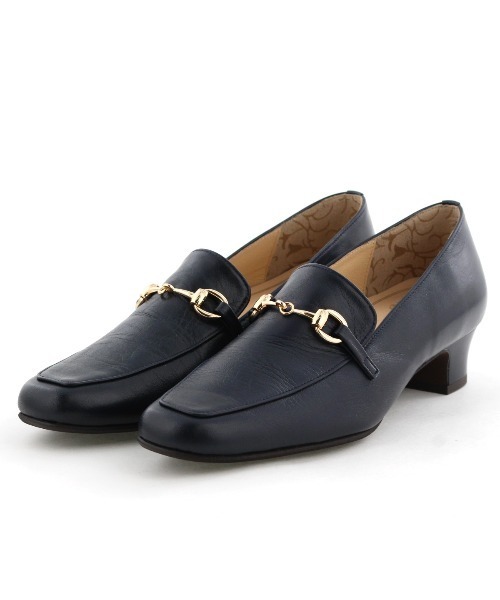 HIMIKO(ヒミコ)の「【Made in Japan】【HIMIKO】【撥水】ビットデザインヒールローファー/605003(パンプス・レディース・ネイビー/ライトグレー/ブラック/ブラウン・22.0cm/22.5cm/23.5cm/24.0cm/24.5cm/25.0cm/26.5cm/21.5cm/23.0cm/25.5cm/26.0cm)」の11枚目の写真