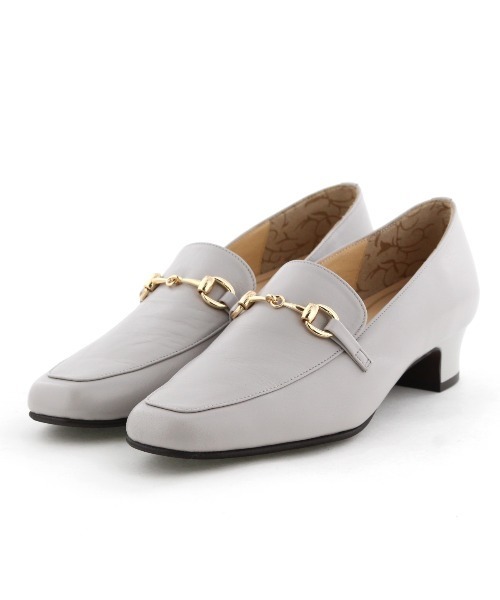HIMIKO(ヒミコ)の「【Made in Japan】【HIMIKO】【撥水】ビットデザインヒールローファー/605003(パンプス・レディース・ネイビー/ライトグレー/ブラック/ブラウン・22.0cm/22.5cm/23.5cm/24.0cm/24.5cm/25.0cm/26.5cm/21.5cm/23.0cm/25.5cm/26.0cm)」の16枚目の写真