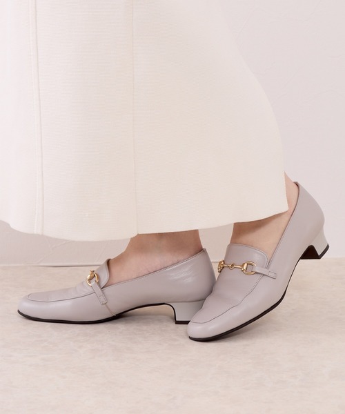 HIMIKO(ヒミコ)の「【Made in Japan】【HIMIKO】【撥水】ビットデザインヒールローファー/605003(パンプス・レディース・ネイビー/ライトグレー/ブラック/ブラウン・22.0cm/22.5cm/23.5cm/24.0cm/24.5cm/25.0cm/26.5cm/21.5cm/23.0cm/25.5cm/26.0cm)」の18枚目の写真