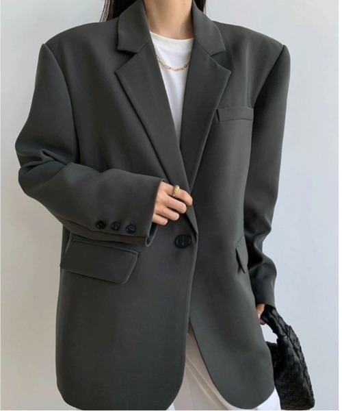 WEGO（ウィゴー）の「WEGO/【定番シルエット】ミドル丈テーラードジャケット（テーラードジャケット・レディース・グレー/ブラック・MEDIUM/LARGE/SMALL）」の4枚目の写真