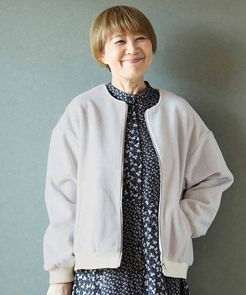ＴＨＲＥＥ　ＦＩＦＴＹ　ＳＴＡＮＤＡＲＤ　金子敦子さんと作ったコート生地で仕立てたノーカラーブルゾン〈ライトグレー〉
