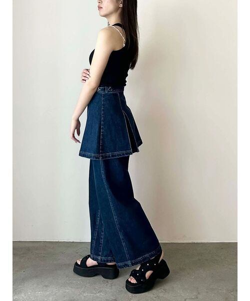 CALNAMUR(カルナムール)の「DENIM TUCK MINI SK/デニムタックミニスカート(スカート・レディース・ライトブルー/インディゴブルー・SMALL/MEDIUM)」の9枚目の写真