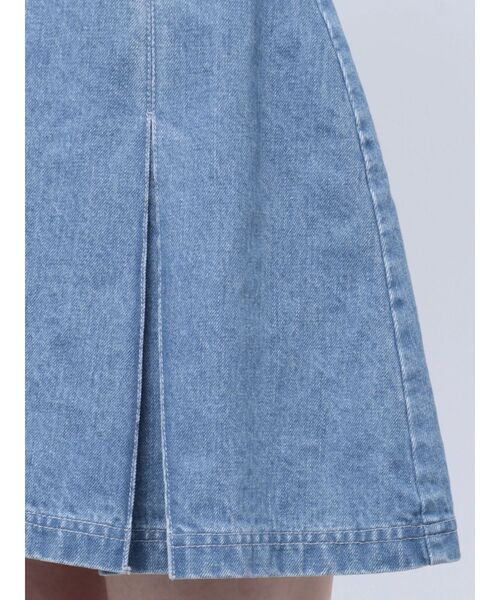 CALNAMUR(カルナムール)の「DENIM TUCK MINI SK/デニムタックミニスカート(スカート・レディース・ライトブルー/インディゴブルー・SMALL/MEDIUM)」の14枚目の写真