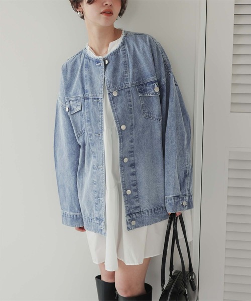 titivate（ティティベイト）の「ノーカラーデニムジャケット（デニムジャケット・レディース・アイボリー/ライトブルー・S/M/L）」の2枚目の写真