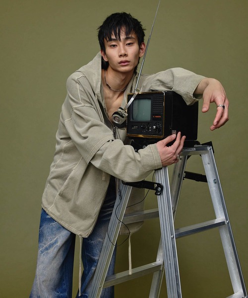 Nebula Fusion（ネビュラフュージョン）の「Pigment Heavyweight Double Slider 2way Hoodie / ピグメントヘビーウェイトダブルスライダー2wayパーカーフーディ（パーカー・メンズ・ブラック/グレー・L/M）」の6枚目の写真