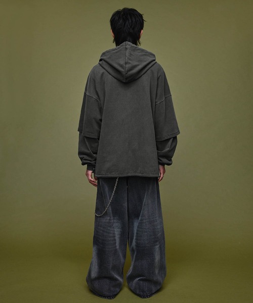 Nebula Fusion（ネビュラフュージョン）の「Pigment Heavyweight Double Slider 2way Hoodie / ピグメントヘビーウェイトダブルスライダー2wayパーカーフーディ（パーカー・メンズ・ブラック/グレー・L/M）」の8枚目の写真