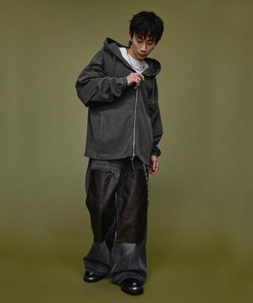 Nebula Fusion（ネビュラフュージョン）の「Pigment Heavyweight Double Slider 2way Hoodie / ピグメントヘビーウェイトダブルスライダー2wayパーカーフーディ（パーカー・メンズ・ブラック/グレー・L/M）」の16枚目の写真
