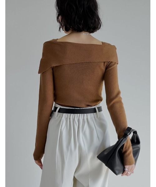 Re:EDIT（リエディ）の「[ブラ紐隠し]アシンメトリーオフショルダーリブニットトップス（ニット/セーター・レディース・ホワイト/レッド/グレー/ブラック/ネイビー/キャメル/ブルー・MEDIUM/LARGE）」の20枚目の写真