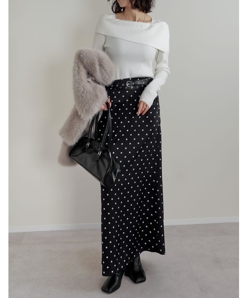 Re:EDIT（リエディ）の「[ブラ紐隠し]アシンメトリーオフショルダーリブニットトップス（ニット/セーター・レディース・ホワイト/レッド/グレー/ブラック/ネイビー/キャメル/ブルー・MEDIUM/LARGE）」の13枚目の写真