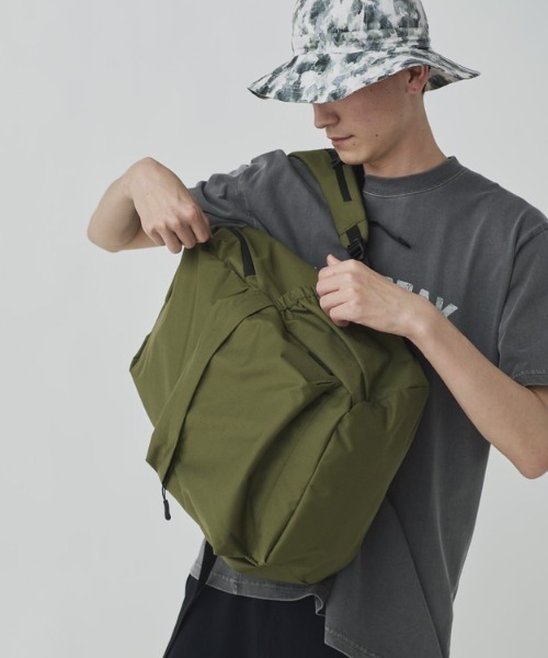 Snow Peak（スノーピーク）の「Everyday Use Backpack バックパック リュック（バックパック/リュック・メンズ・グレー/オリーブ/ブラック・ONE SIZE）」の5枚目の写真