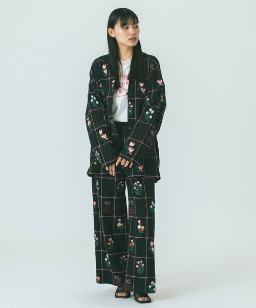 ROSE BUD(ローズバッド)の「(mag.by c)FLOWER EMBROIDERY PANTS(その他パンツ・レディース・ブラック・ONE SIZE)」の22枚目の写真