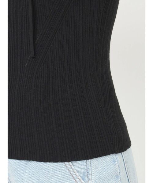 LAGUNAMOON（ラグナムーン）の「チョーカーデザインリブニットプルオーバー（ニット/セーター・レディース・ブラック/ピンク/イエロー・FREE）」の16枚目の写真