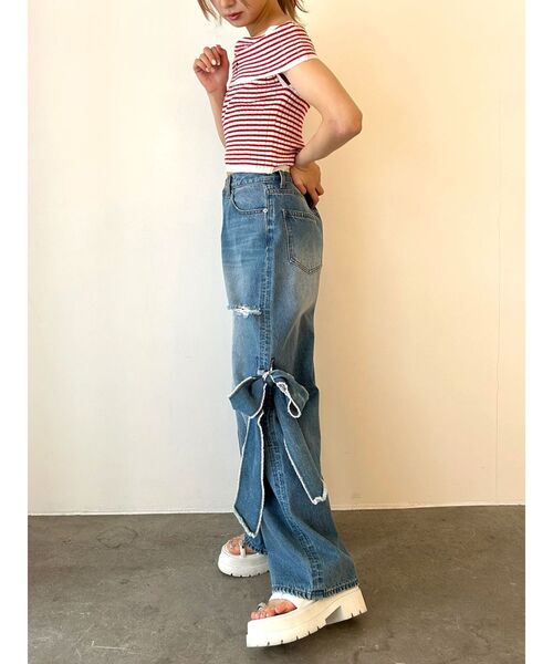CALNAMUR(カルナムール)の「2WAY RIBBON DETAILS DENIM/2WAY リボンディティールデニム(デニムパンツ・レディース・ブラック/ライトブルー・SMALL/MEDIUM)」の15枚目の写真