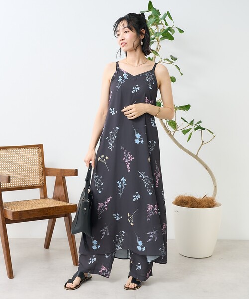 FREAK'S STORE(フリークスストア)の「大判花柄キャミワンピース(ワンピース・レディース・ブラック/オフホワイト・フリ-)」の19枚目の写真