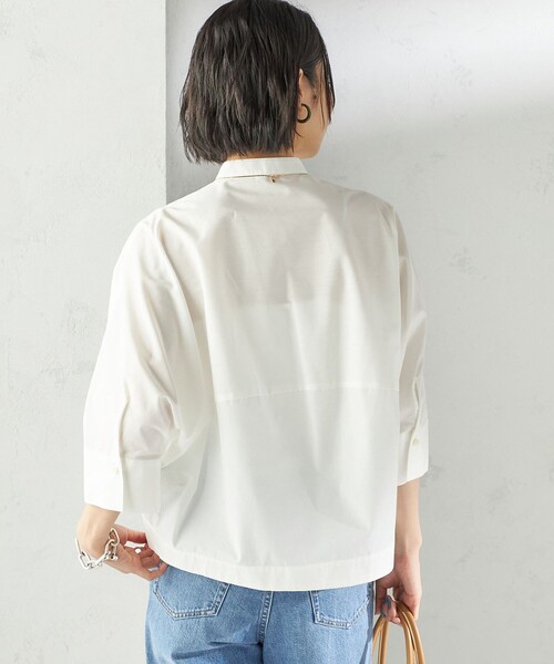 SHIPS(シップス)の「〈手洗い可能〉ピンタック 羽織 シャツ(シャツ/ブラウス・レディース・ライトブルー/オフホワイト/ベージュ・ONE SIZE)」の13枚目の写真