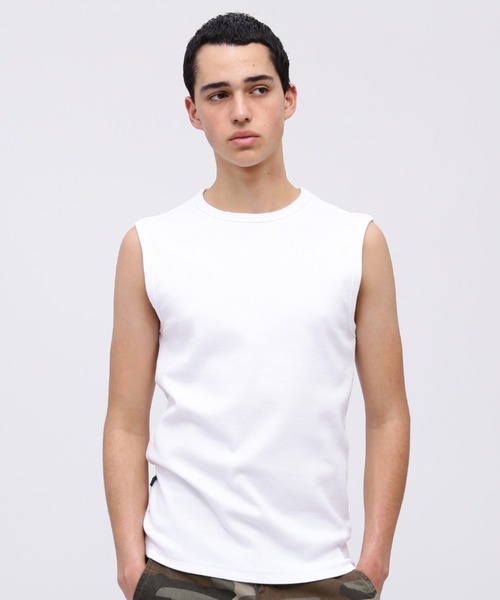 AVIREX(アヴィレックス)の「《DAILY/デイリー》RIB NOSLEEVE T-SHIRT / デイリーウェア リブ ノースリーブ Tシャツ / AVIREX / アヴィレックス(Tシャツ/カットソー・メンズ・ホワイト/ブラック/グレー/オリーブ/ロイヤルブルー/チャコール・X-LARGE/LARGE/MEDIUM/SMALL)」の1枚目の写真