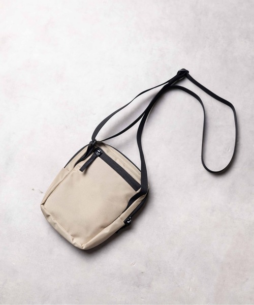 Mammut(マムート)の「/MAMMUT (マムート)/Xeron Pouch 1(ショルダーバッグ・メンズ・ブラック/ベージュ・FREE)」の5枚目の写真