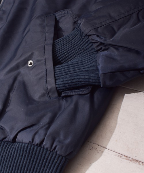 1 to 10 people(ワントゥテンピープル)の「【RS】中綿ヘビーツイル MA-1ボンバージャケット(MA-1・メンズ・カーキ/ブラック・LARGE/MEDIUM/X-LARGE)」の10枚目の写真