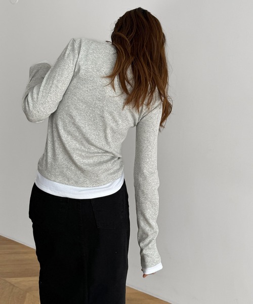 CANAL JEAN（キャナルジーン）の「El mar　レイヤードロングTシャツ（Tシャツ/カットソー・レディース・グレー/ブラック・ONE SIZE）」の4枚目の写真