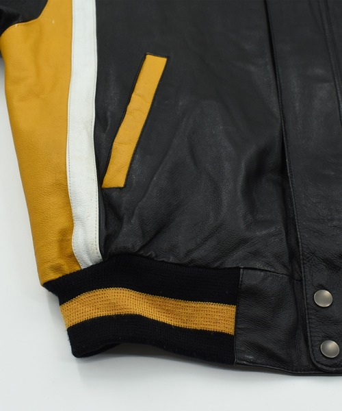 VINTAGE（ヴィンテージ）の「【ヴィンテージ古着】IOWA HAWKEYES スタジアムジャンパー（スタジャン・メンズ・ブラック・LARGE）」の6枚目の写真