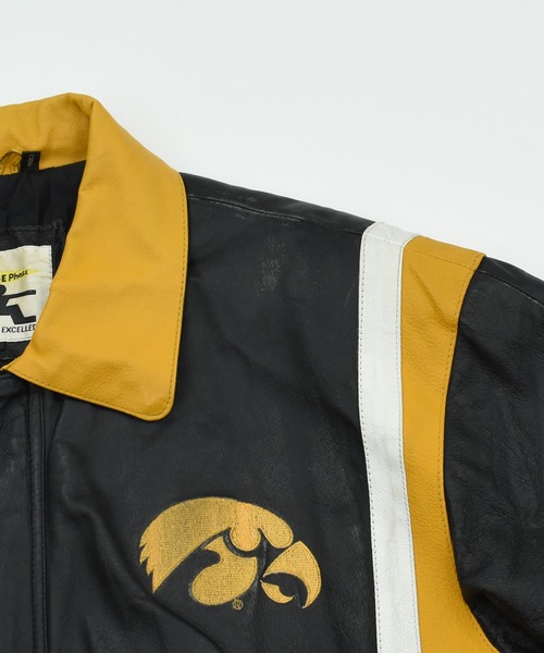 VINTAGE（ヴィンテージ）の「【ヴィンテージ古着】IOWA HAWKEYES スタジアムジャンパー（スタジャン・メンズ・ブラック・LARGE）」の11枚目の写真