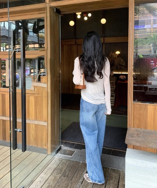 tageechita（タジチタ）の「【tageechita】水流ウォッシュ ワイドストレート デニムパンツ（デニムパンツ・レディース・インディゴブルー・XS/S/M/L）」の10枚目の写真