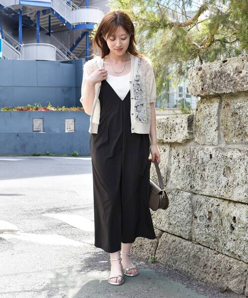 le.coeur blanc(ルクールブラン)の「《大人気!!》チュール刺繍ハーフスリーブカーディガン(カーディガン/ボレロ・レディース・ブラック/アイボリー/ピンクベージュ・38)」の20枚目の写真